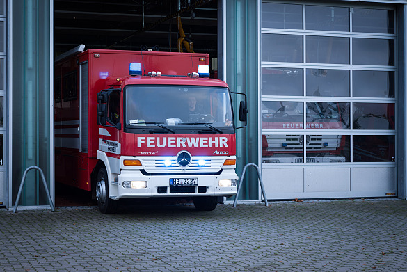 Einsatzleitwagen 2 am Standort der Freiwilligen Feuerwehr Bremen-Lehesterdeich