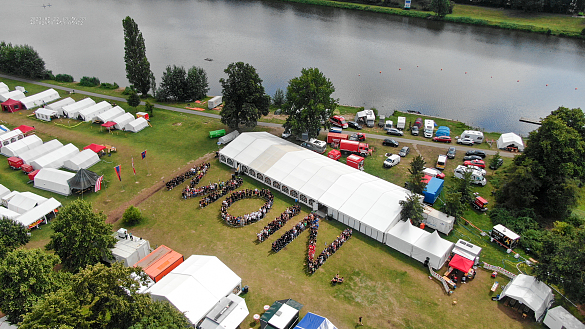 Blick aus der Vogelperspektive auf das Landeszeltlager der Jugendfeuerwehr Bremen